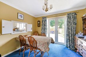 Dining Room - click for photo gallery